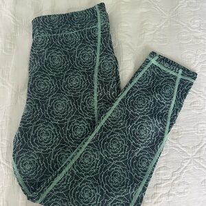 Ivory Ella Mint Green Capri Leggings
